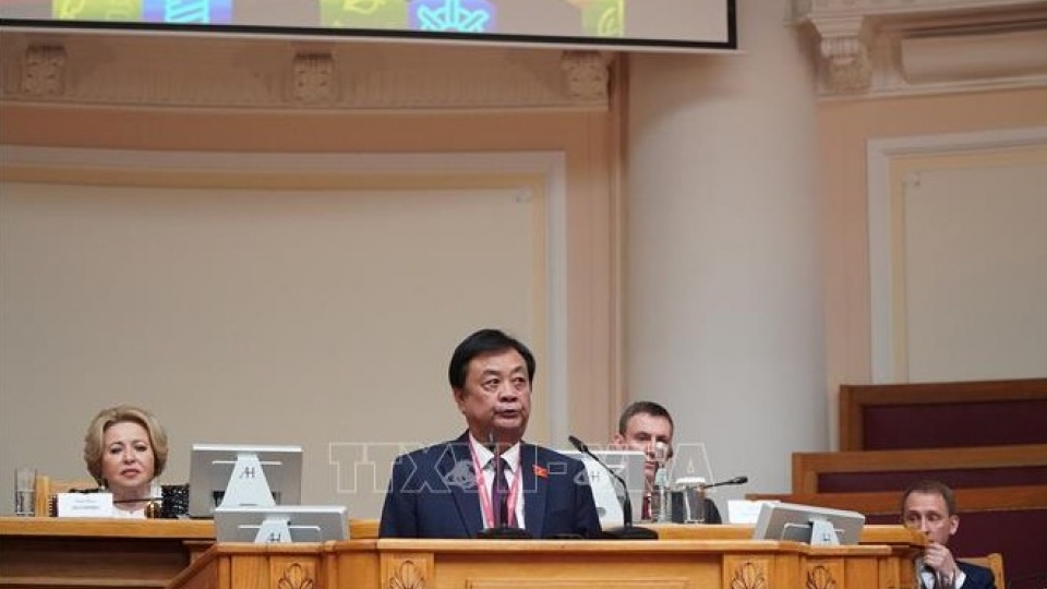 Vietnam pushes inter-parliamentary cooperation at Russian ecological congress